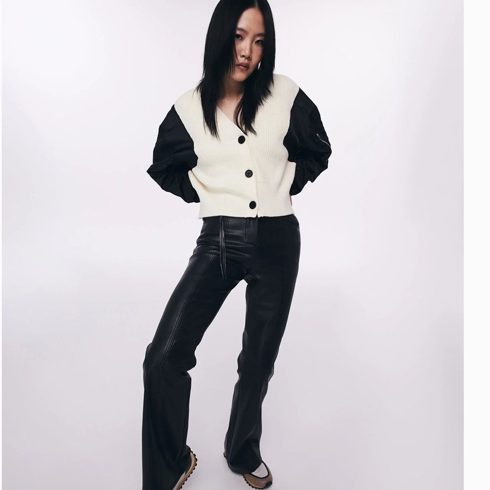 Stylish Black and Cream Cardigan - Picture 2 of 9